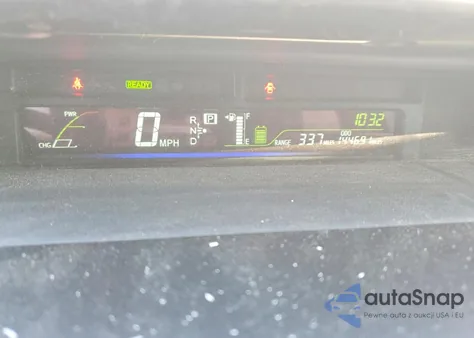 2014 Toyota Prius V z USA, uszkodzony, nr VIN JTDZN3EUXE3312841